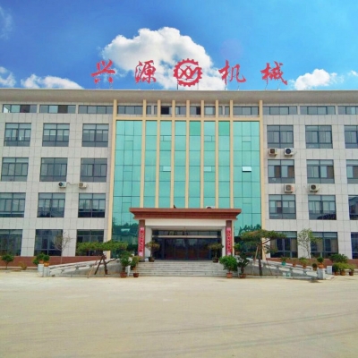 以科技創(chuàng)新為引領(lǐng)、先進(jìn)制造業(yè)為骨干